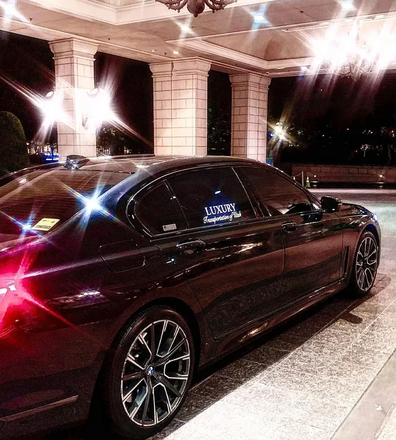 Luxury Transportation of Utah fleet and service moment 4